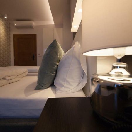 Novopolska - Hotel I Restauracja Kościan المظهر الخارجي الصورة