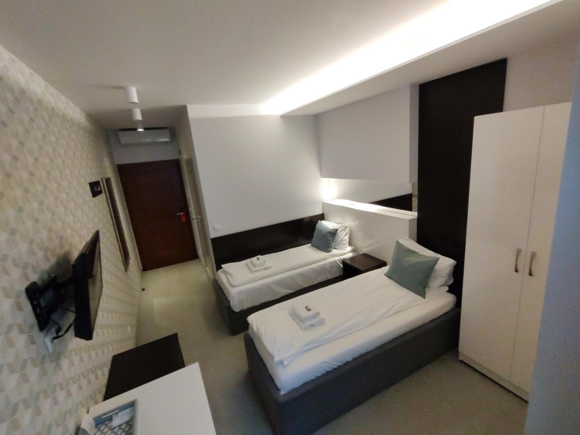 Novopolska - Hotel I Restauracja Kościan المظهر الخارجي الصورة