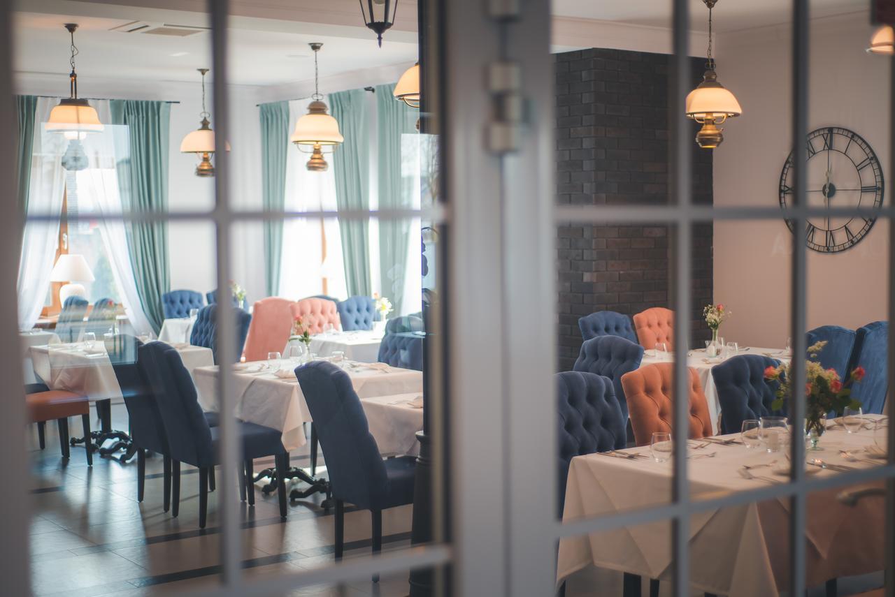 Novopolska - Hotel I Restauracja Kościan المظهر الخارجي الصورة