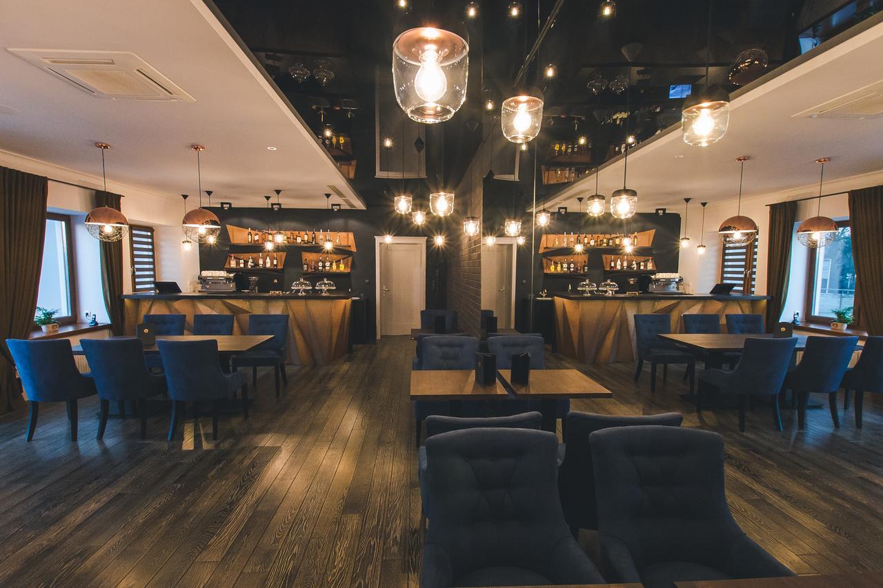 Novopolska - Hotel I Restauracja Kościan المظهر الخارجي الصورة