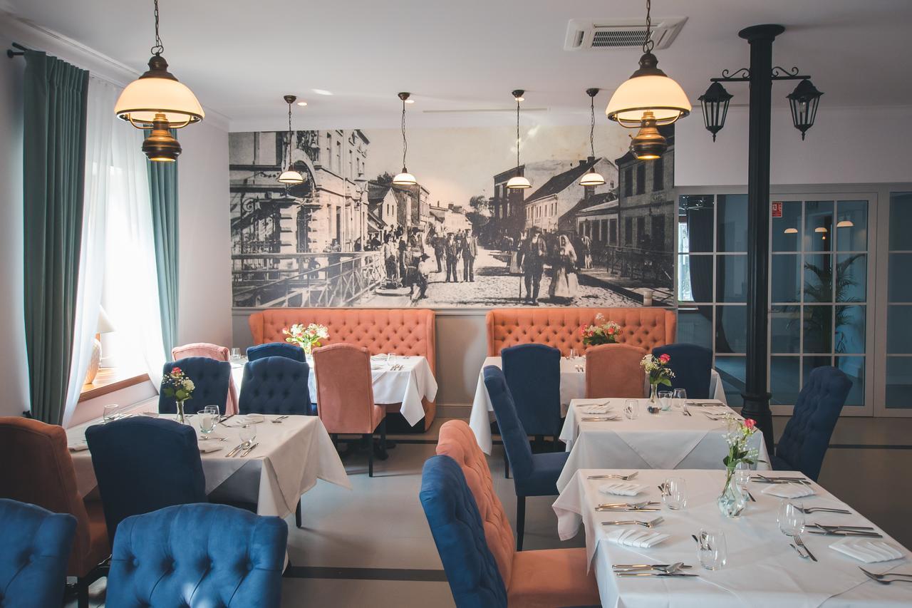 Novopolska - Hotel I Restauracja Kościan المظهر الخارجي الصورة