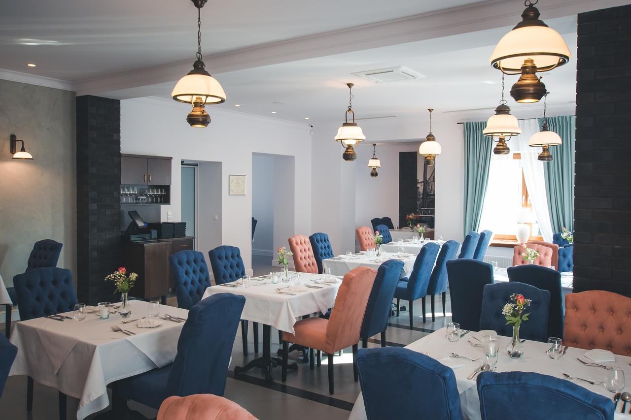Novopolska - Hotel I Restauracja Kościan المظهر الخارجي الصورة