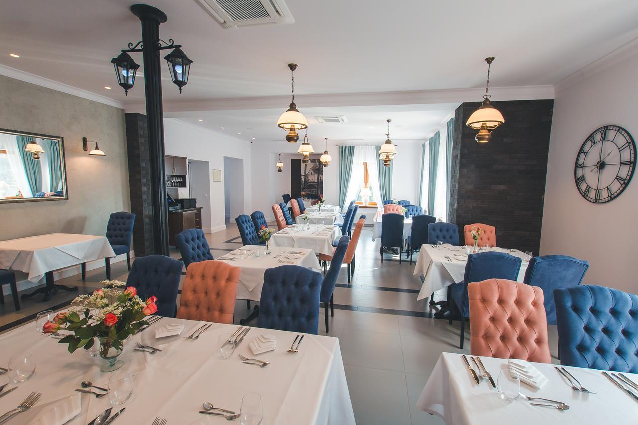 Novopolska - Hotel I Restauracja Kościan المظهر الخارجي الصورة