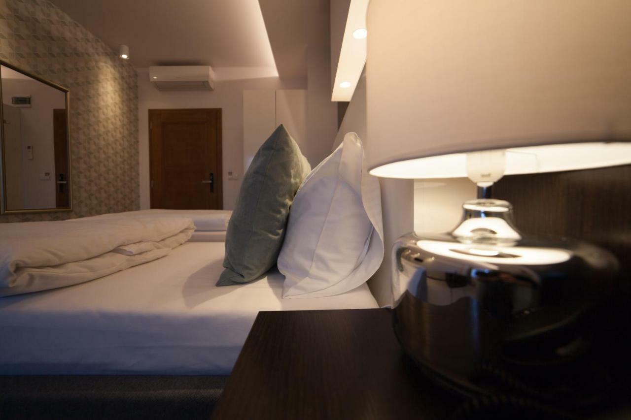 Novopolska - Hotel I Restauracja Kościan المظهر الخارجي الصورة