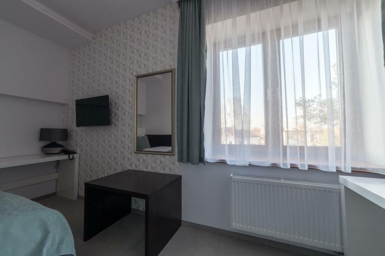 Novopolska - Hotel I Restauracja Kościan المظهر الخارجي الصورة
